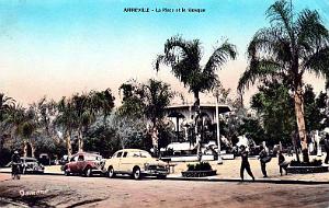 AFFREVLLE - LA PLACE ET LE KIOSQUE